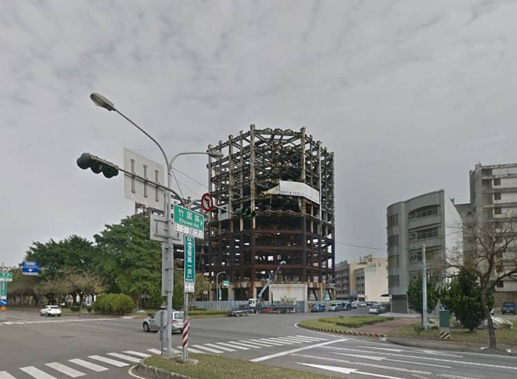 2014 • 嘉義福容voc酒店（取自Google街景圖）